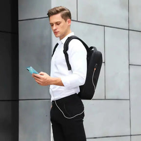 Mochila Notebook Antifurto USB Trevon Lorennzi 8