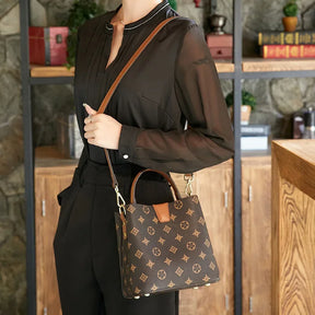 Bolsa Transversal Feminina Couro Tiracolo